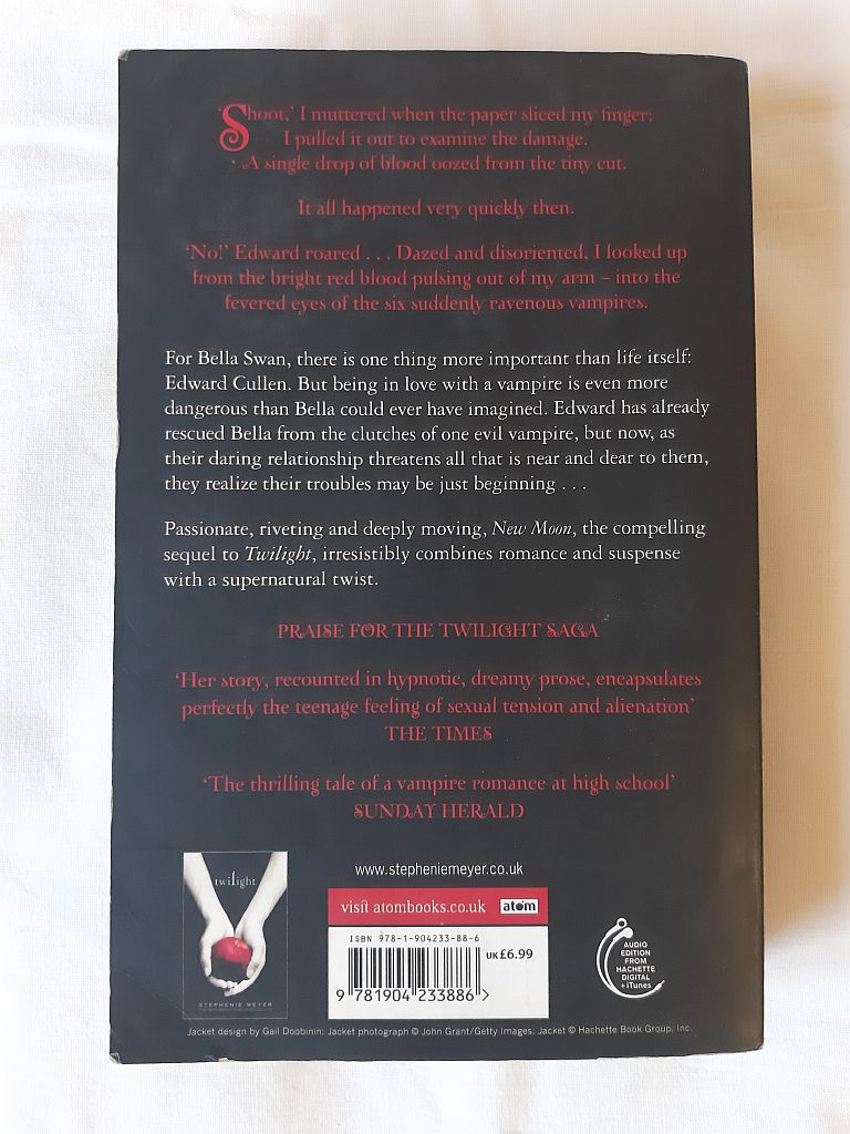 Stephenie Meyer: New Moon - 2. kép