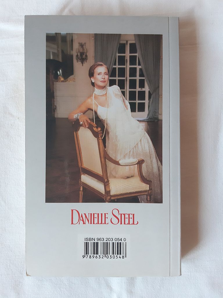 Danielle Steel: A szellem - 2. kép