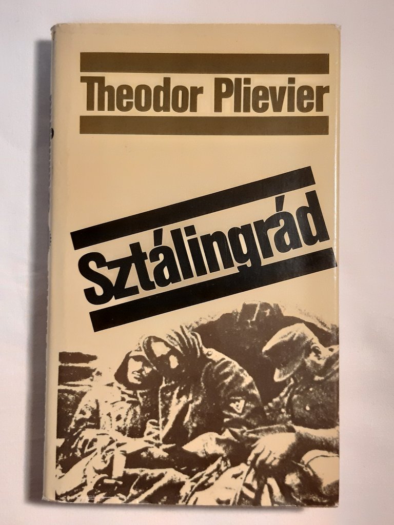 Theodor Pliever: Sztálingrád - 1. kép