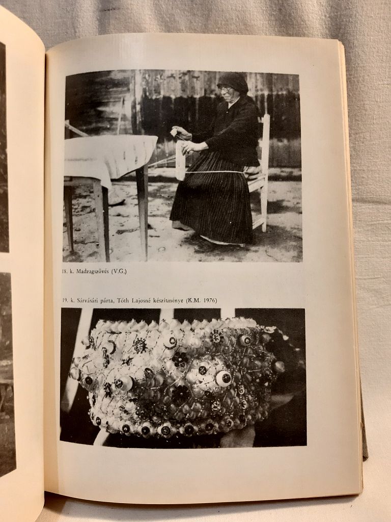 Faragó József, Nagy Jenő, Vámszer Géza: Kalotaszegi magyar népviselet (1949-1950) - 5. kép