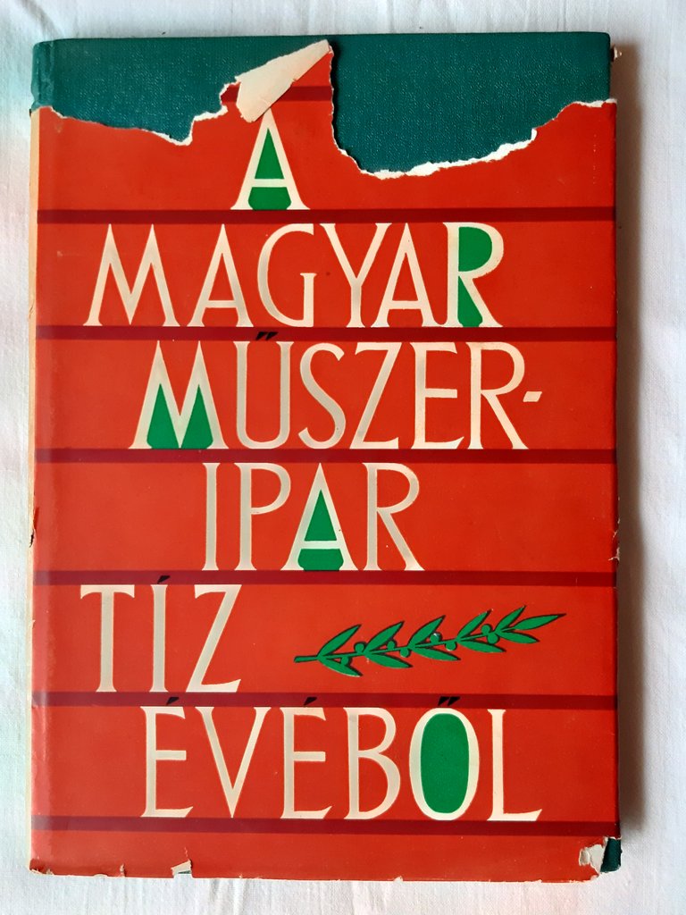 Szluka Emil: A magyar műszeripar tíz évéből - 1. kép