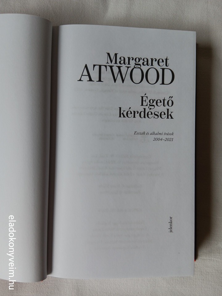 Margaret Atwood: Égető kérdések - 3. kép